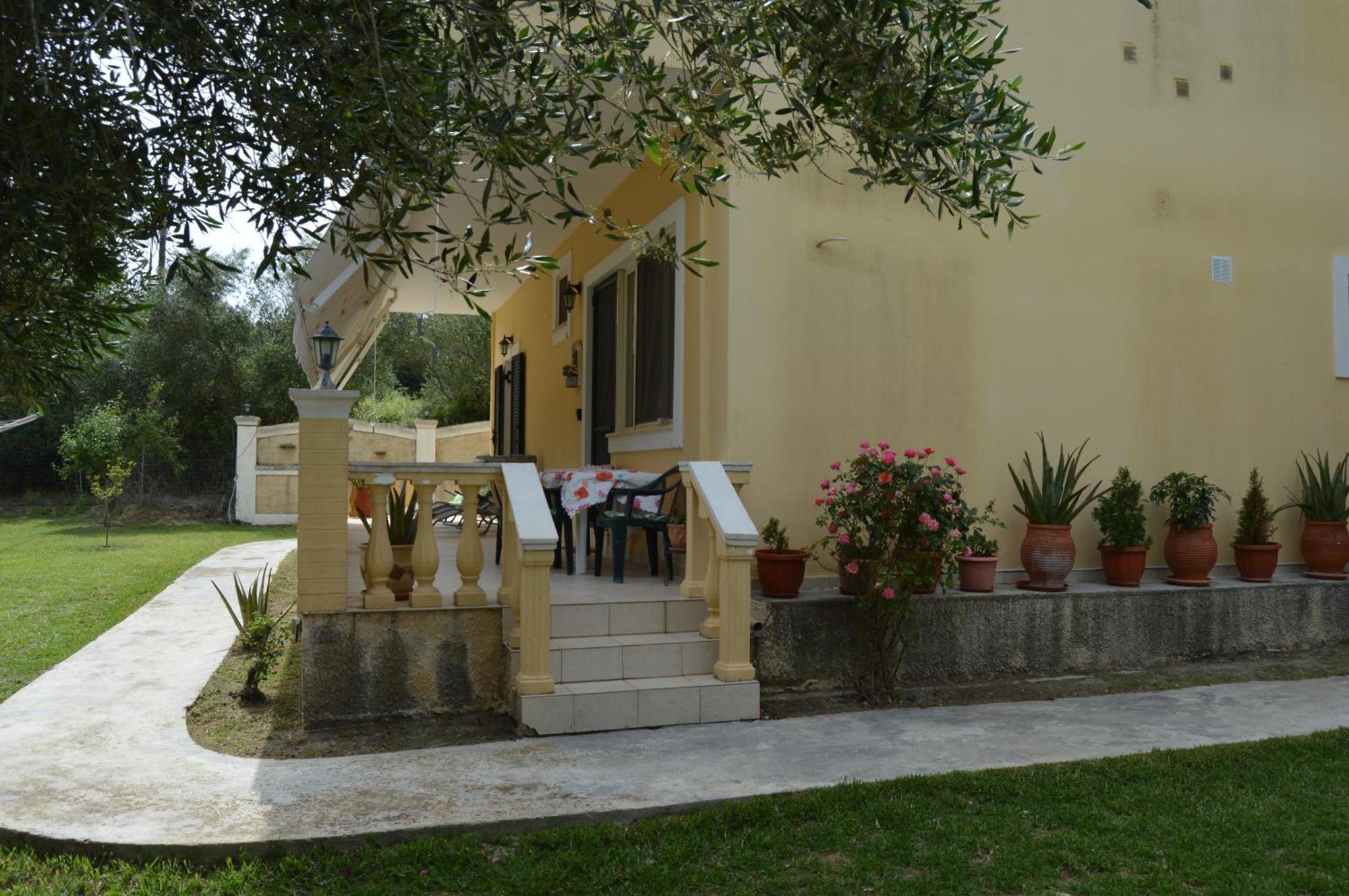 Villa Elena Marathiás Esterno foto