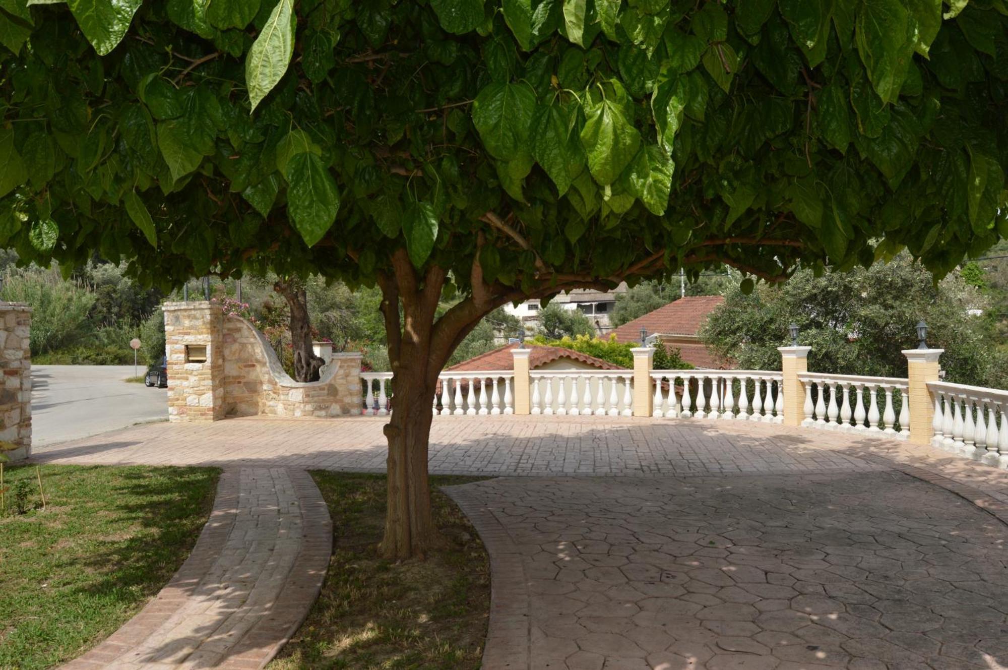Villa Elena Marathiás Esterno foto